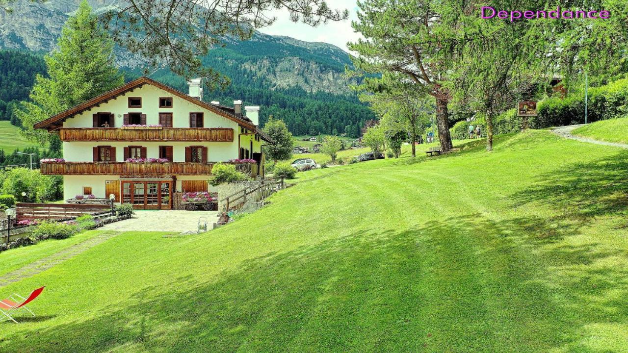 Hotel Menardi Cortina dʼAmpezzo Esterno foto