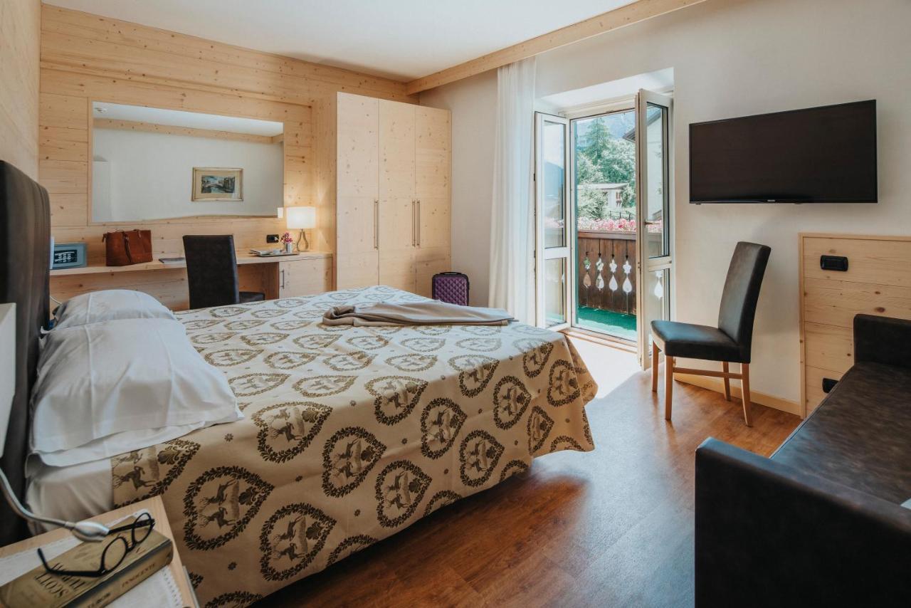 Hotel Menardi Cortina dʼAmpezzo Esterno foto