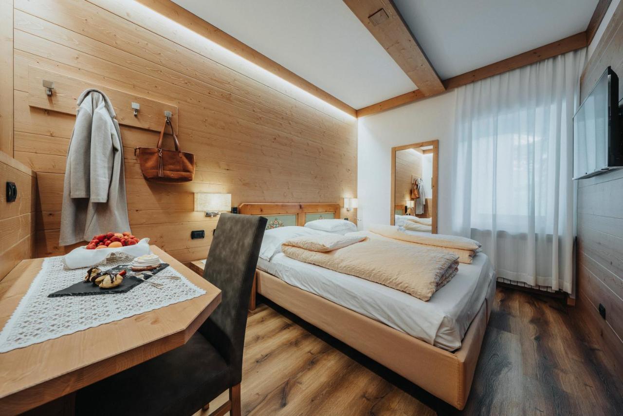 Hotel Menardi Cortina dʼAmpezzo Esterno foto