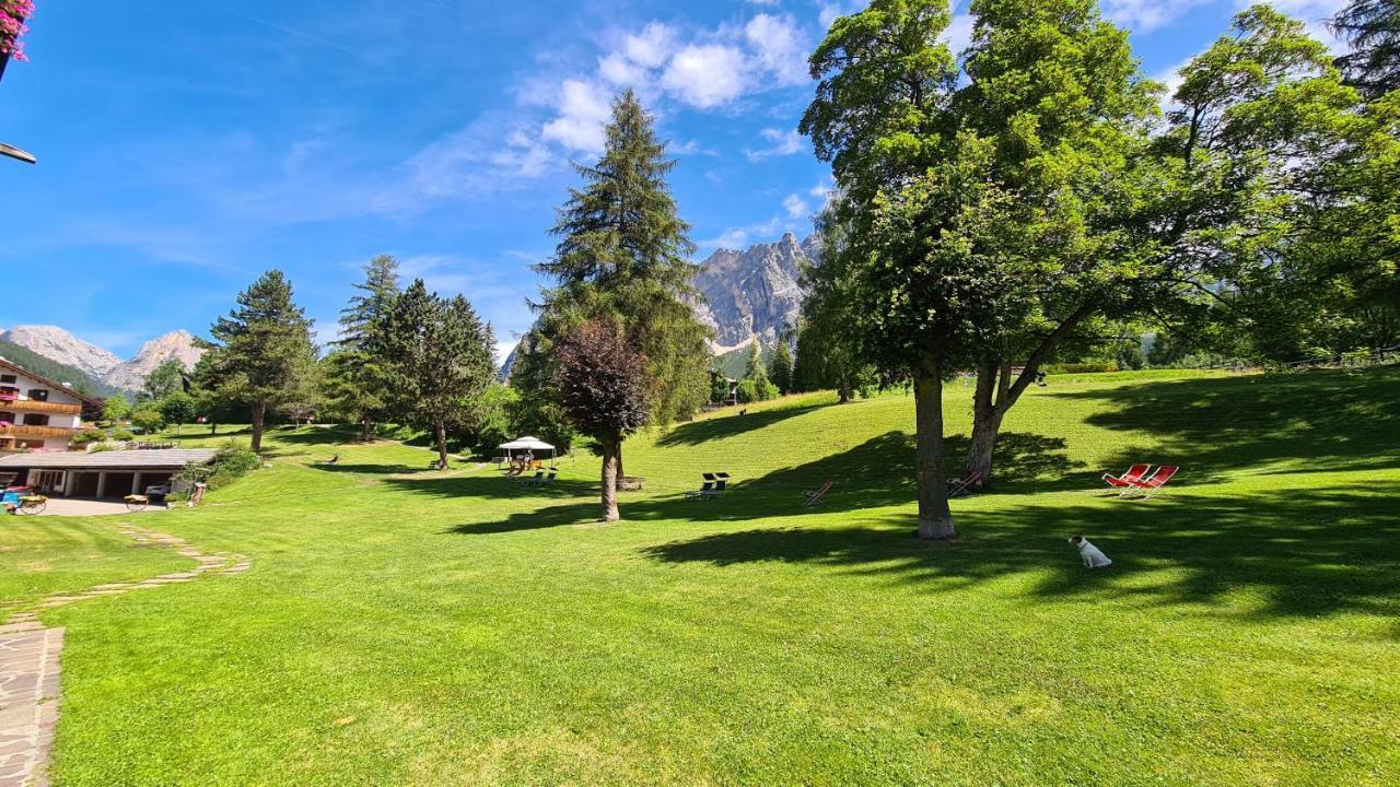 Hotel Menardi Cortina dʼAmpezzo Esterno foto