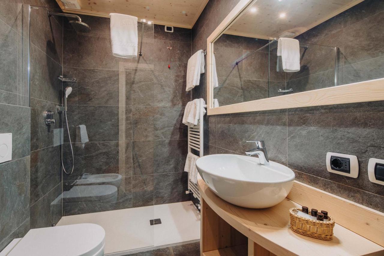 Hotel Menardi Cortina dʼAmpezzo Esterno foto