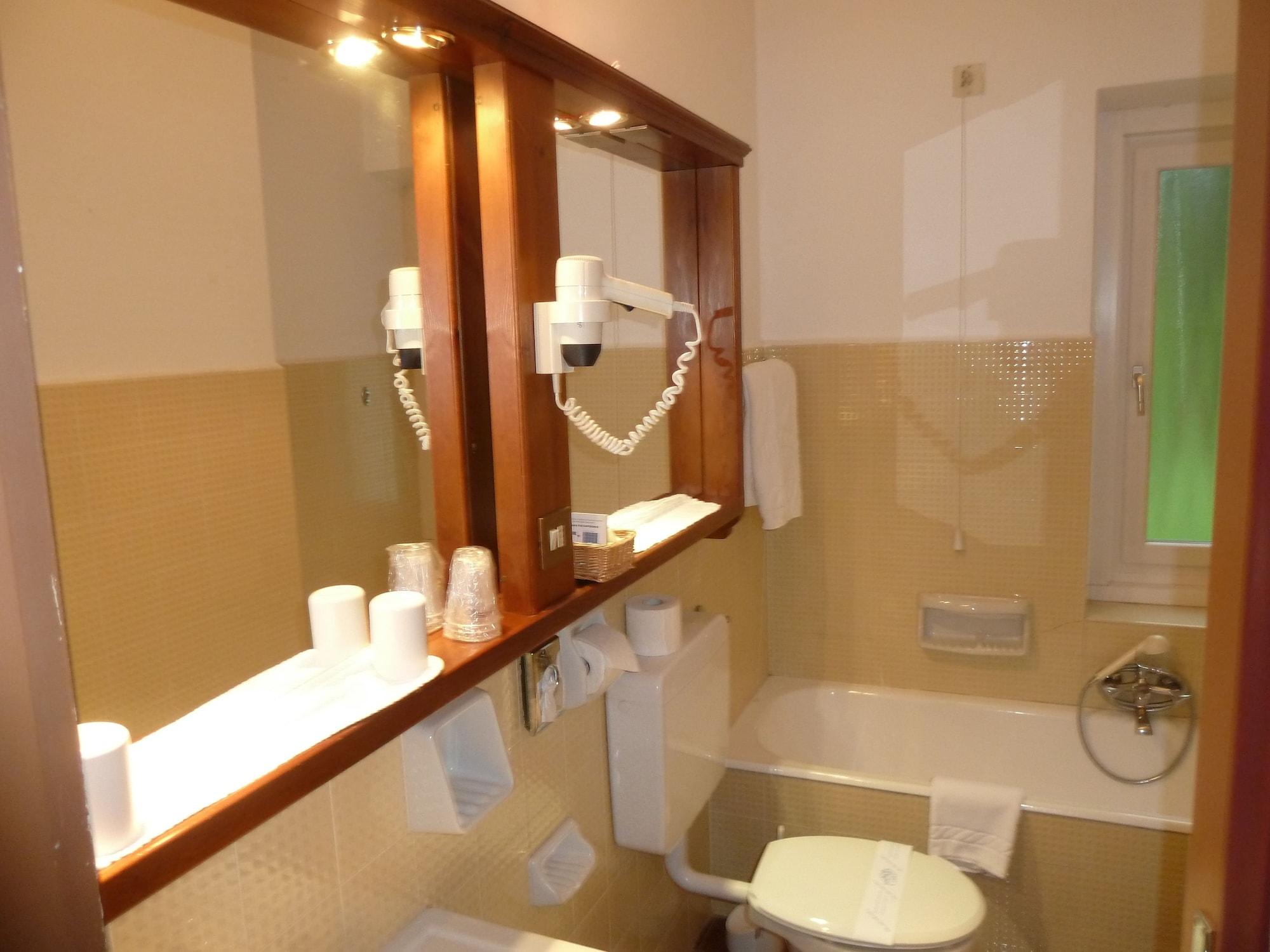 Hotel Menardi Cortina dʼAmpezzo Esterno foto