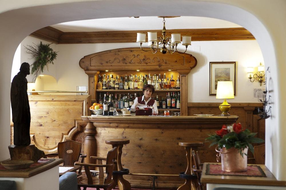 Hotel Menardi Cortina dʼAmpezzo Esterno foto