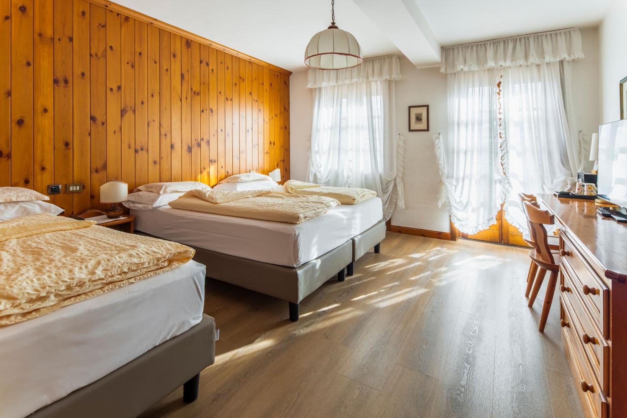 Hotel Menardi Cortina dʼAmpezzo Esterno foto