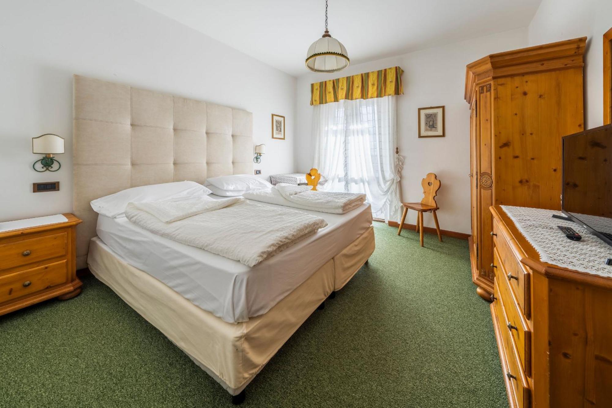 Hotel Menardi Cortina dʼAmpezzo Esterno foto