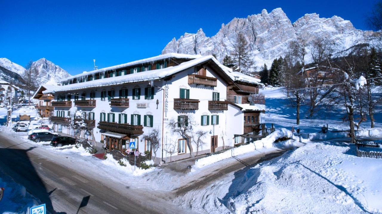 Hotel Menardi Cortina dʼAmpezzo Esterno foto